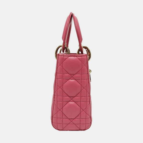 Lady Dior Mini en piel de cordero acolchada roja