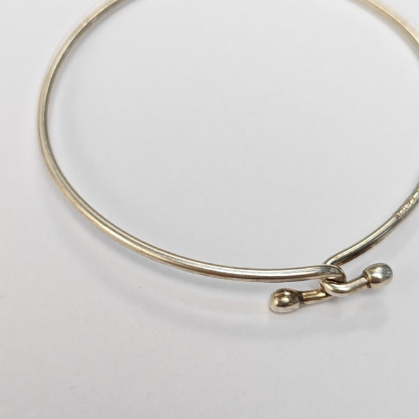 Authenticated pre-owned TIFFANY Knot 925 Sterling Silver Silver Bracelet - Bracelet at Looply
