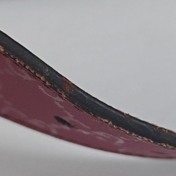 Cinturón de cuero dorado