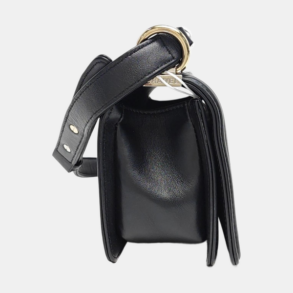 BOY CHANEL Small Chevron Calfskin Black