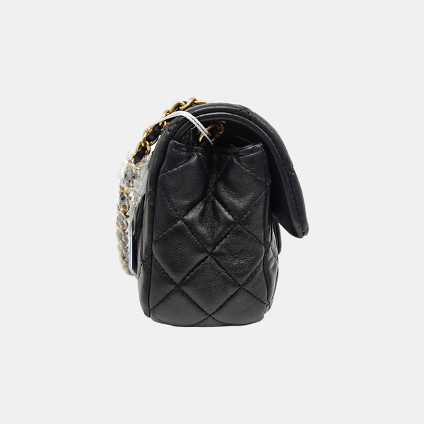 CLASSIC FLAP Mini Quilted Lambskin Black