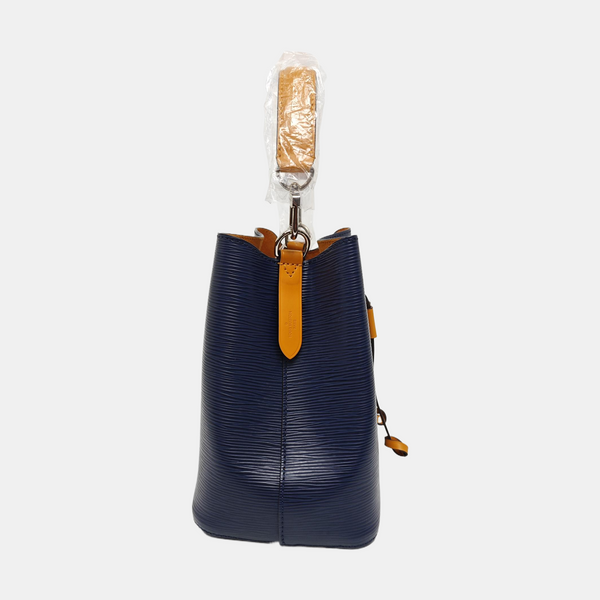 Authenticated pre-owned NÉONOÉ BB Epi Blue - Bucket Bag at Looply