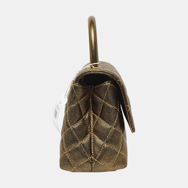 COCO HANDLE Pequeño Piel de becerro graneada acolchada Oro