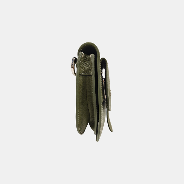 Authenticated pre-owned Saddle Calfskin Green - Shoulder Bag at Looply