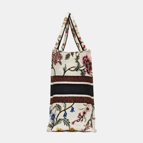 Authenticated pre-owned Book Tote Medium Canvas Multicolor - Tote Bag at Looply