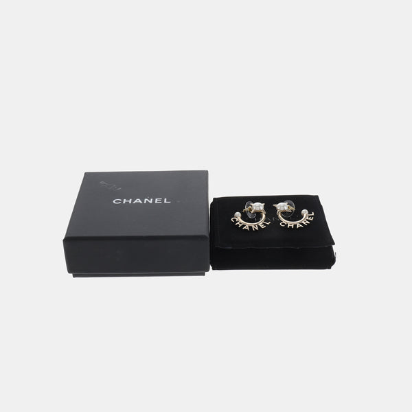 Metal Gold Stud Earrings