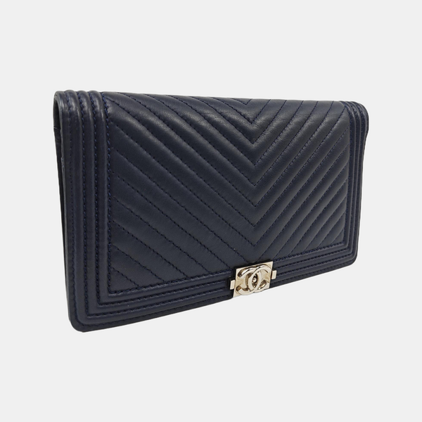 BOY CHANEL Mini Chevron Lambskin Blue