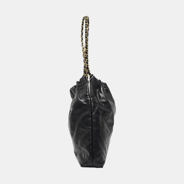 CHANEL 22 Medium Quilted Calfskin Black