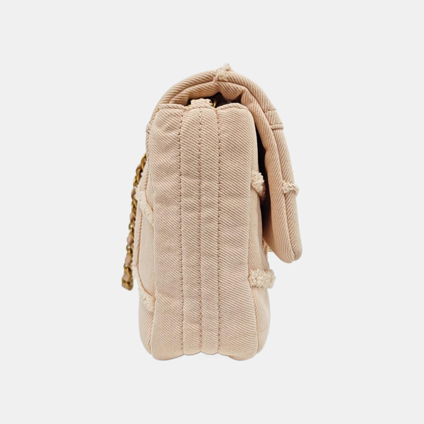 Authenticated pre-owned CLASSIC FLAP Canvas Pink - Shoulder Bag at Looply