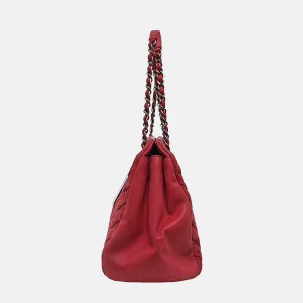 Authenticated pre-owned JUST MADEMOISELLE Quilted Calfskin Pink - Shoulder Bag at Looply