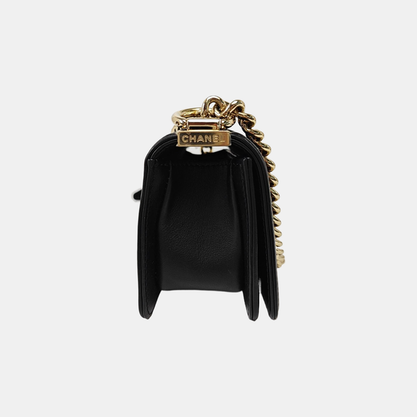 Authenticated pre-owned BOY CHANEL Small Chevron, Quilted Calfskin Black - Shoulder Bag at Looply