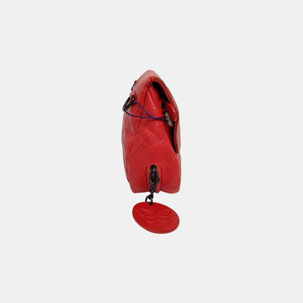 Authenticated pre-owned Messenger Calfskin Red - Shoulder Bag at Looply