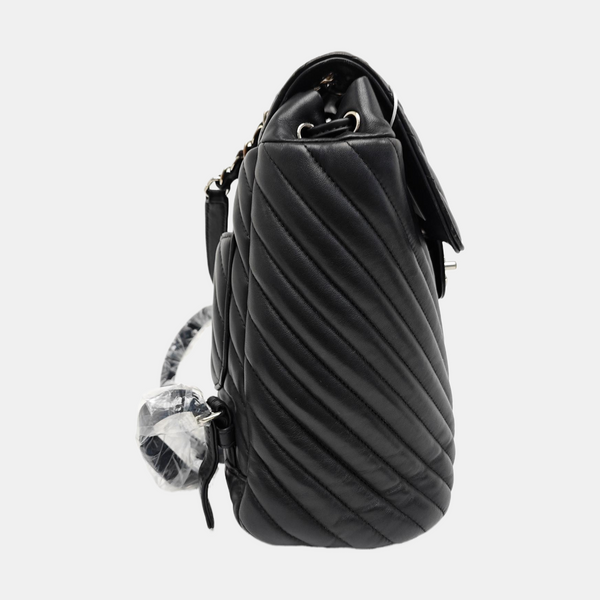 URBAN SPIRIT Small Chevron Calfskin Black