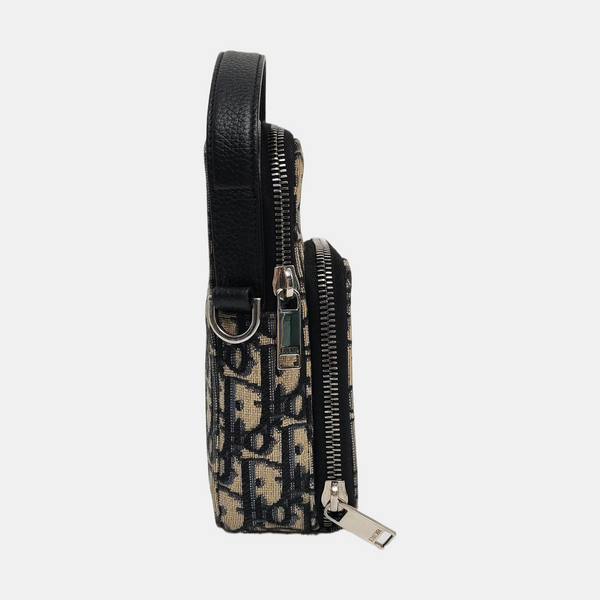 Rider Oblique Canvas Black