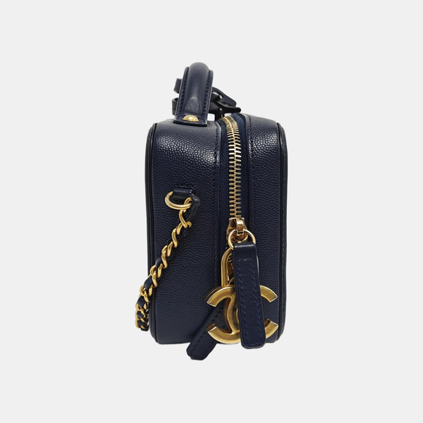 Authenticated pre-owned FILIGREE Small Quilted Grained Calfskin Blue - Shoulder Bag at Looply