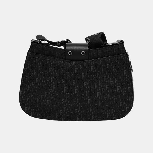 Street Chic Oblique Canvas Black