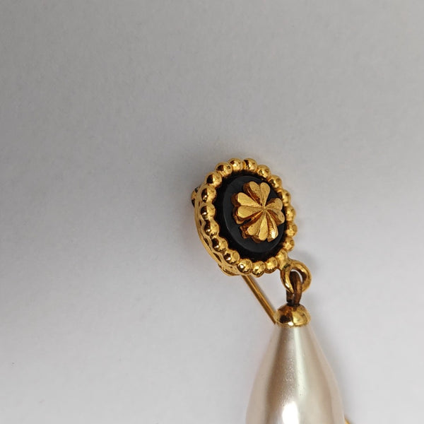 Metal Gold Brooch