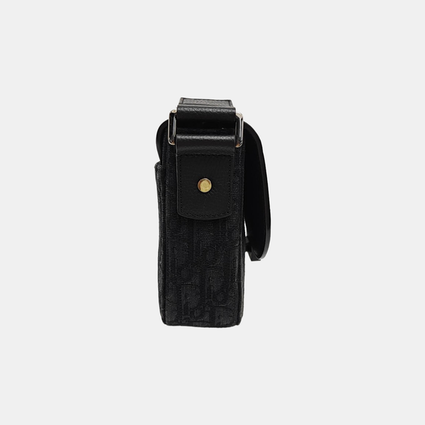 Saddle Small Oblique Canvas Black