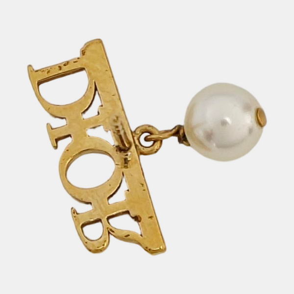 Metal Gold Stud Earrings