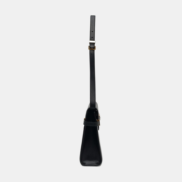 MANHATTAN Medium Calfskin Black
