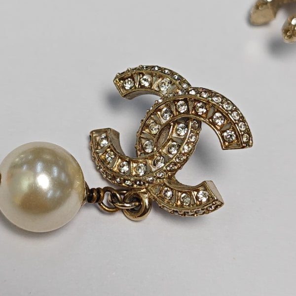 CC Logo Metal Gold Earrings