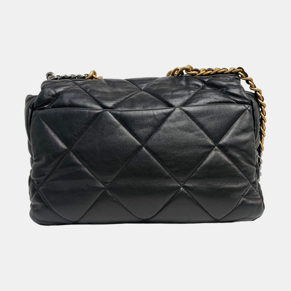 CHANEL 19 Maxi Quilted Lambskin Black