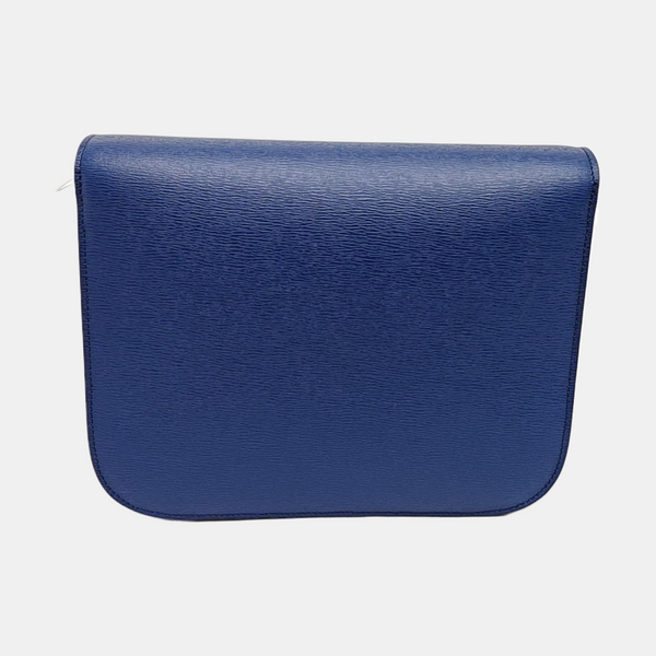 CLASSIC BOX Medium Calfskin Blue