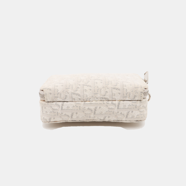 Oblique Canvas White