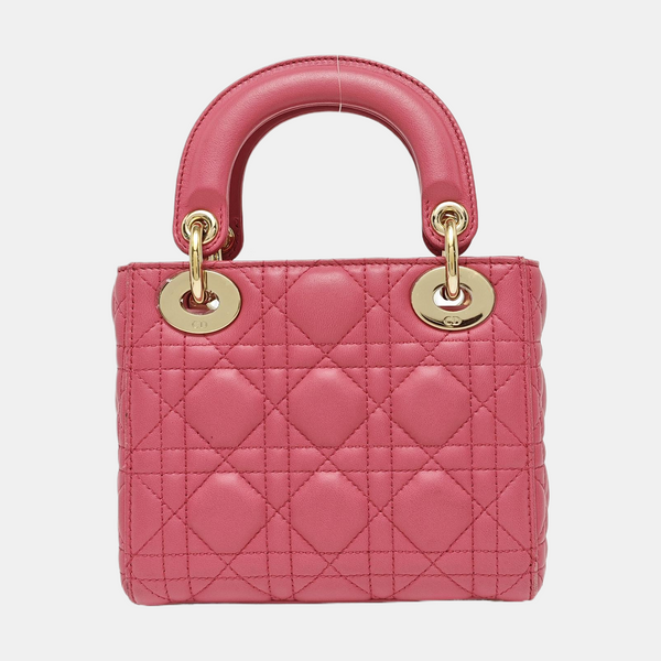 Lady Dior Mini en piel de cordero acolchada roja