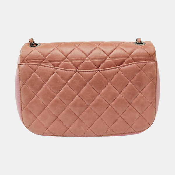 CLASSIC FLAP Medium Quilted Calfskin Pink