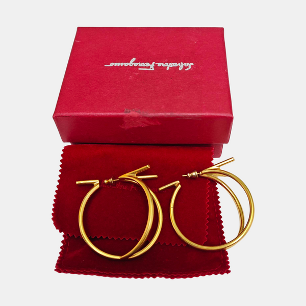 Metal Gold Stud Earrings