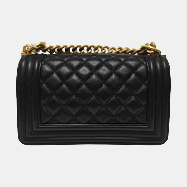 BOY CHANEL Small Quilted Calfskin Black