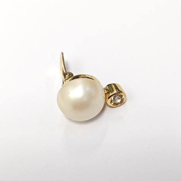 Metal Gold Clip On Earrings