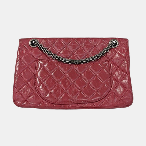 Authenticated pre-owned 2.55 Quilted Calfskin Red - Shoulder Bag at Looply