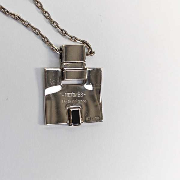 Eileen Metal Silver Necklace