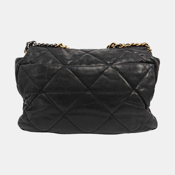 CHANEL 19 Maxi Quilted Lambskin Black