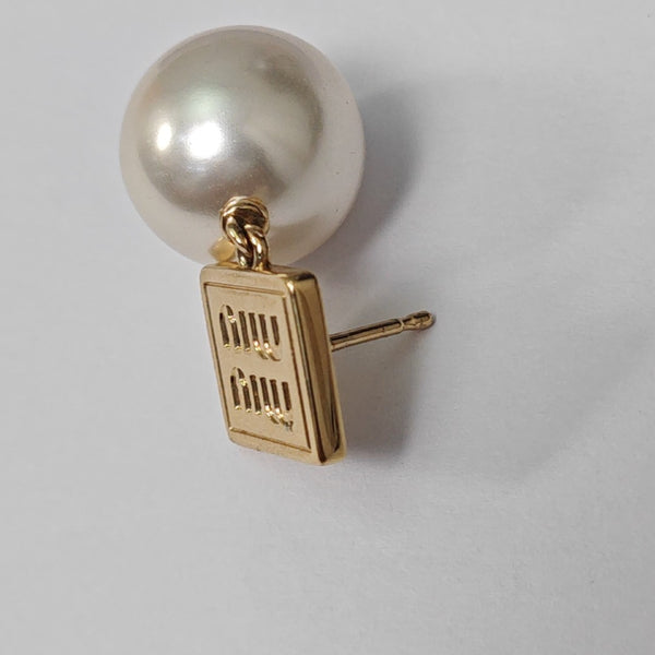Metal Gold Stud Earrings