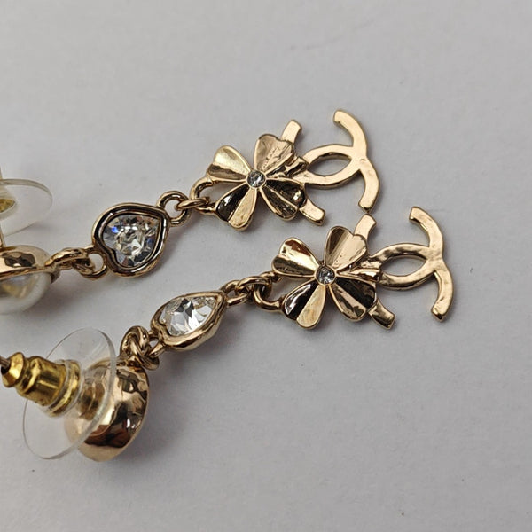 Metal Gold Stud Earrings