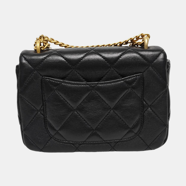 CLASSIC FLAP Small Quilted Lambskin Black