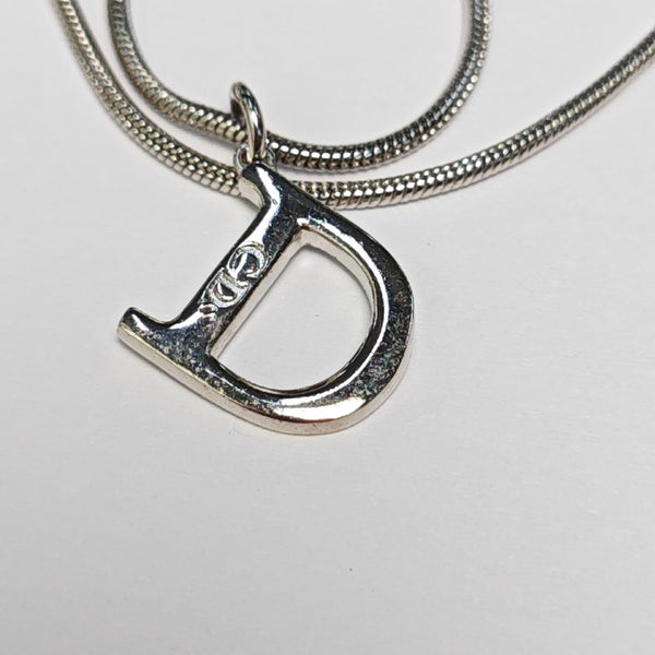 CD Swing Metal Silver Necklace