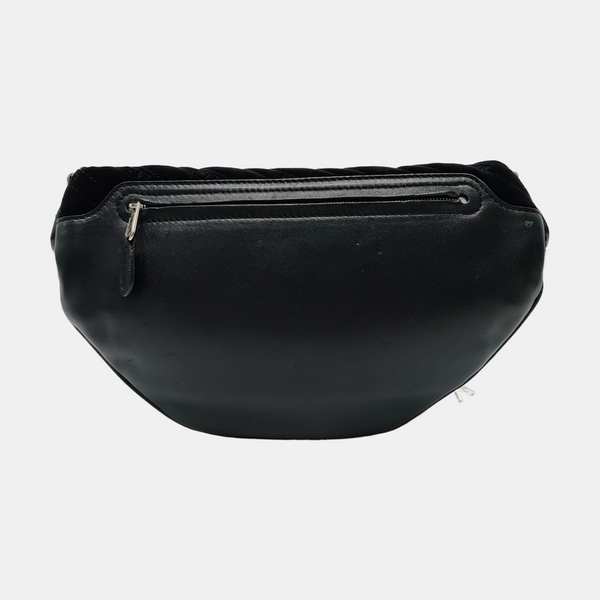Souvenirs Velvet Black