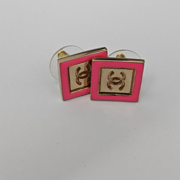Metal Gold Stud Earrings