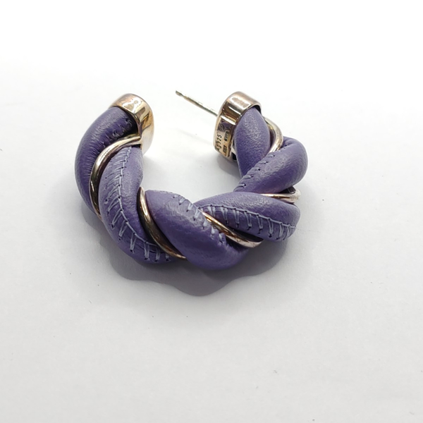 Pendientes Morados de Cuero