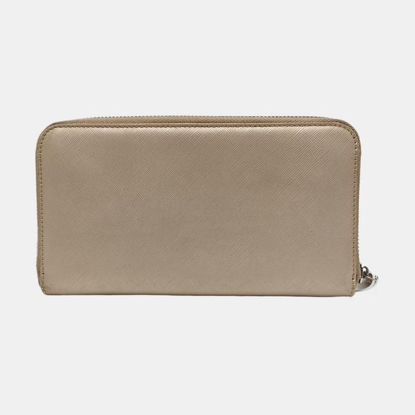 Authenticated pre-owned Gancini Calfskin Beige Wallet - Wallet at Looply