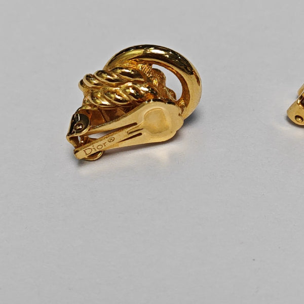 Twist Round Metal Gold Clip On Earrings