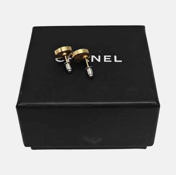 Metal Gold Stud Earrings