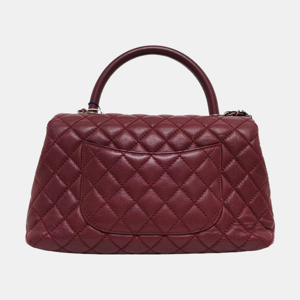 Coco Handle mediana de piel de becerro granulada acolchada burdeos