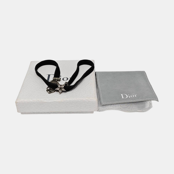 J'adior Fabric Black Necklace