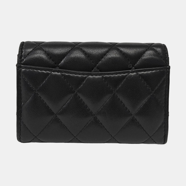 CLASSIC FLAP Quilted Lambskin Black Card Holder