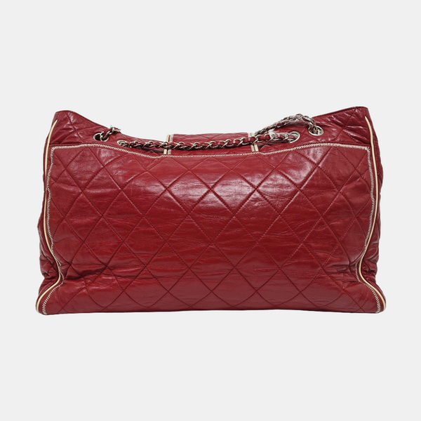 Quilted Lambskin Shoulder Bag Red
